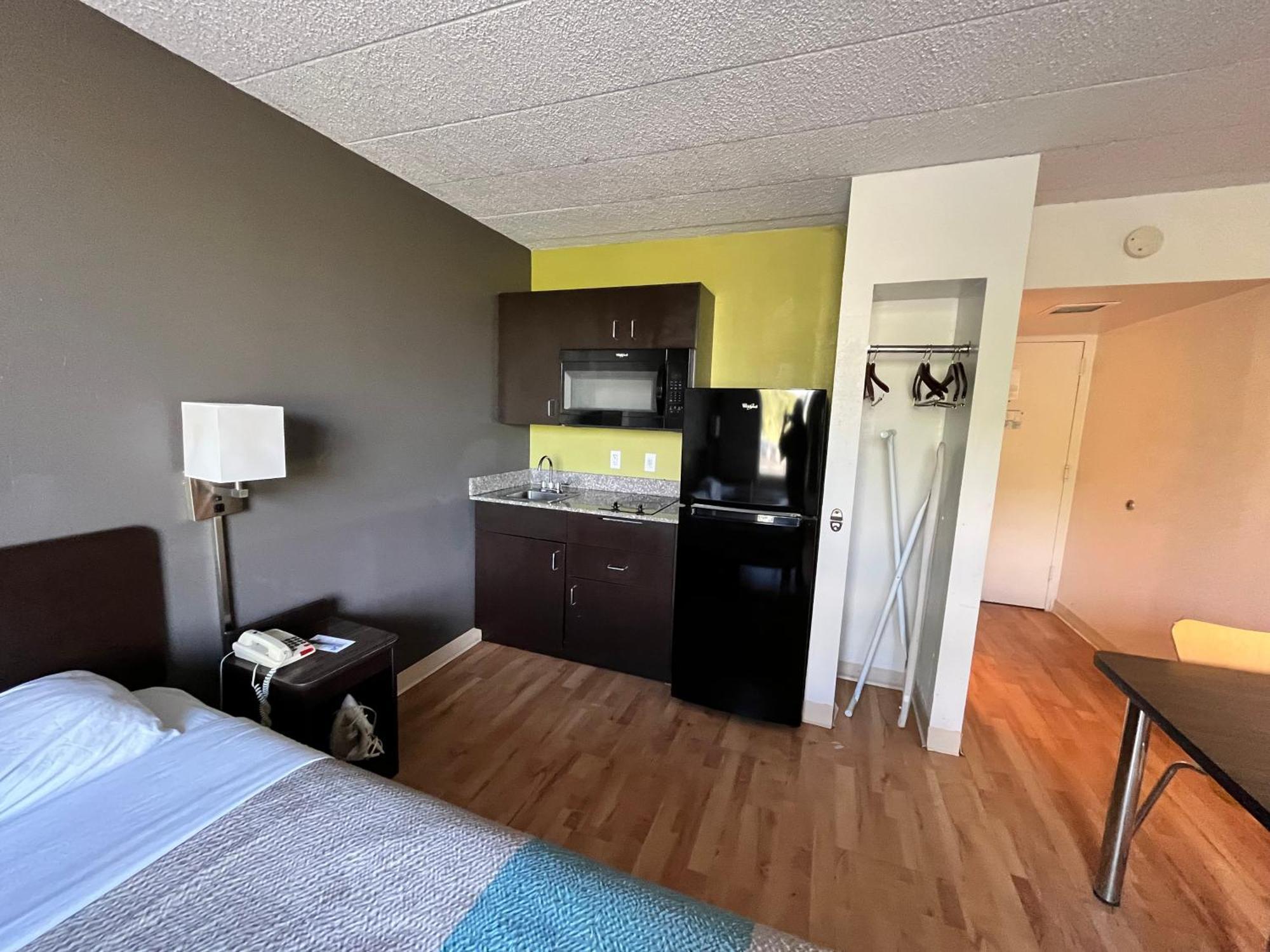 Studio 6 Suites Clarion, Pa Zewnętrze zdjęcie